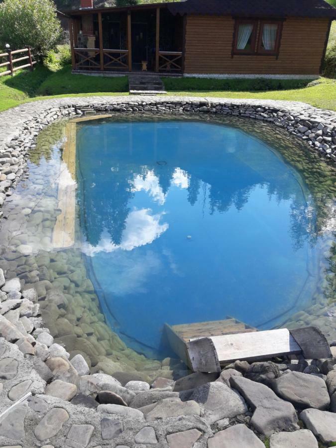 Hotel Lisoviy Zatyshok, Z Vidkrutum Litnim Baseynom Slawske Exterior foto